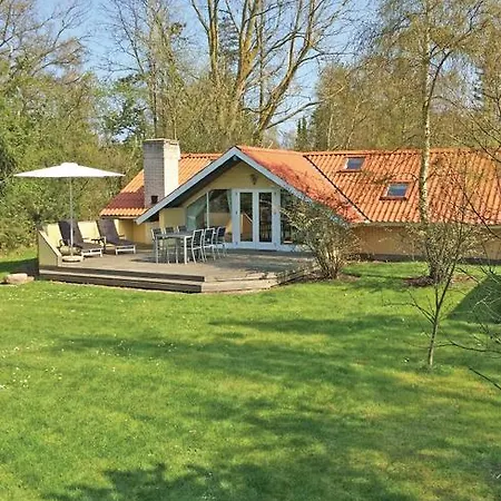 Feriehus Holiday Rorhvenevej Bøtø By